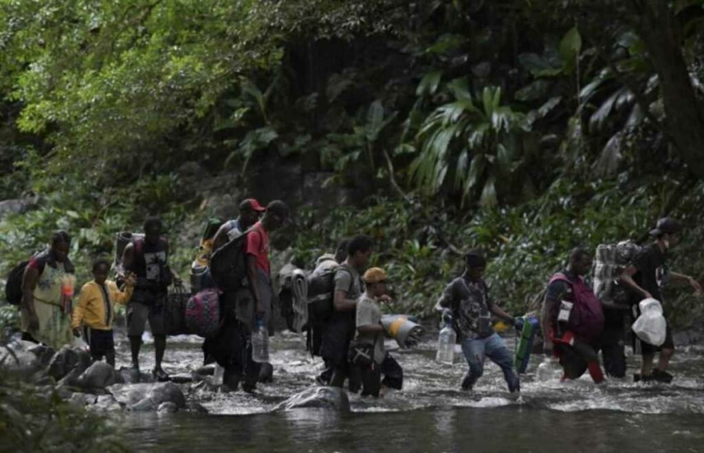 El gobierno de Estados Unidos anunció que intensificará su lucha contra el tráfico de seres humanos en la inhóspita selva del Darién. Foto: AFP