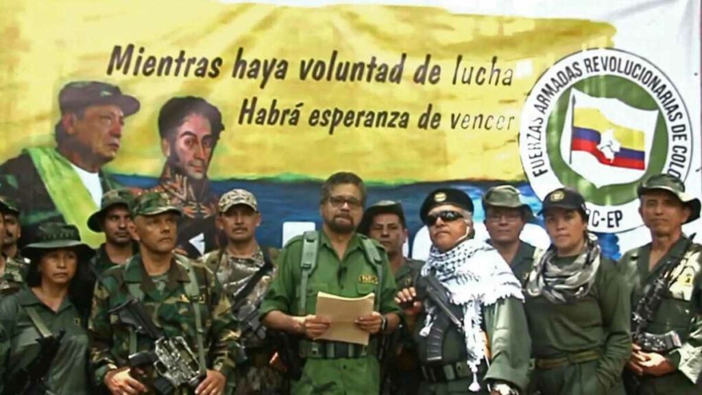 Los diálogos entre el gobierno de Colombia y la disidencia de las FARC conocida como Segunda Marquetalia, comenzarán en Caracas. Foto: AFP