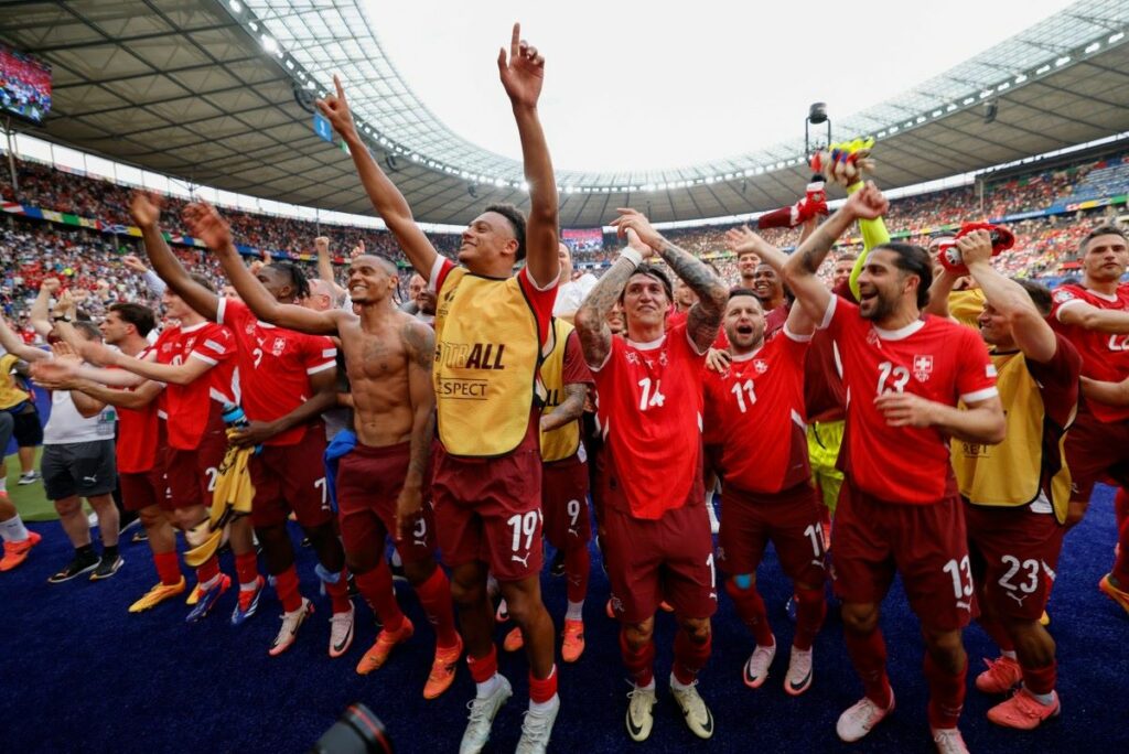 Suiza tumba a italia y pasa a cuartos en eurocopa( Photo by Axel Heimken AFP
