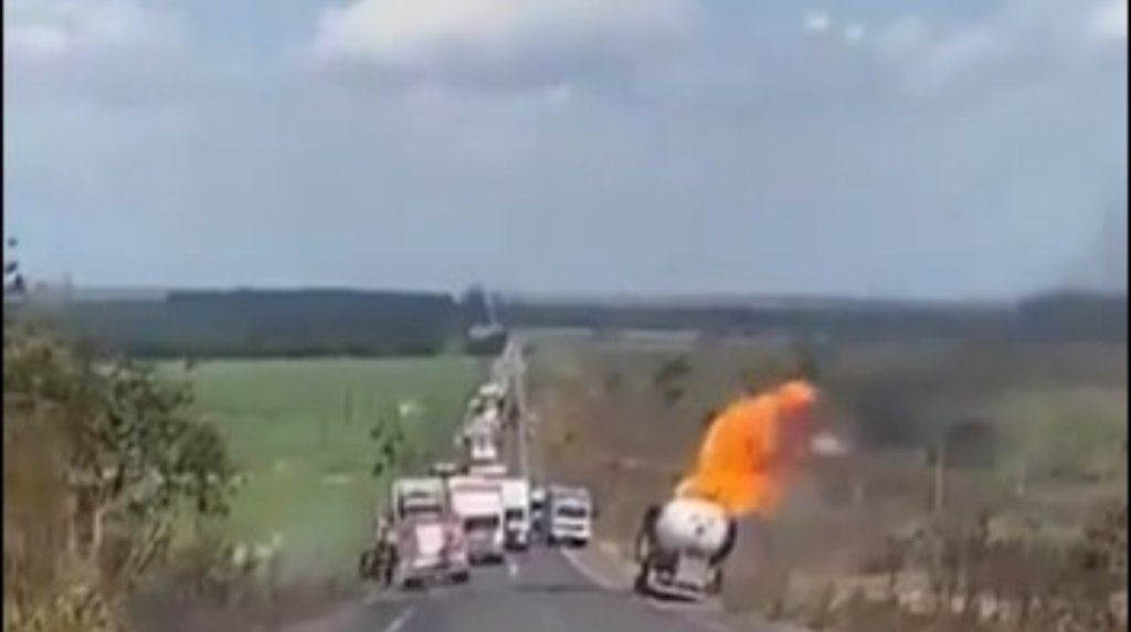 Camión cisterna explota en Brasil