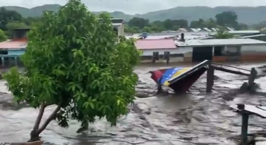 lluvias en venezuela dejan mueros y desaparecidos beryl